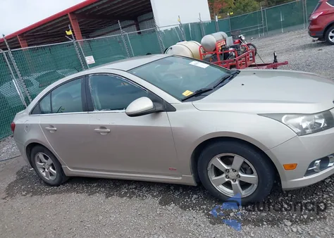 2013 Chevrolet Cruze 1Lt Auto from USA, damaged, VIN 1G1PC5SBXD7323835